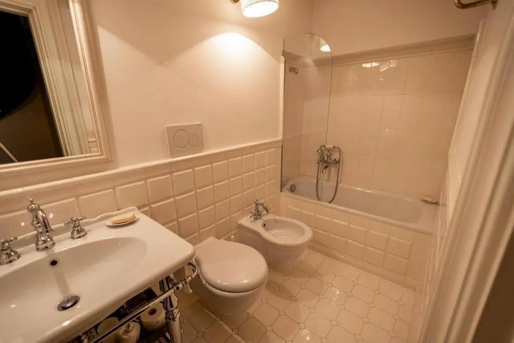 Bardi Otto Apartment Florence Italy