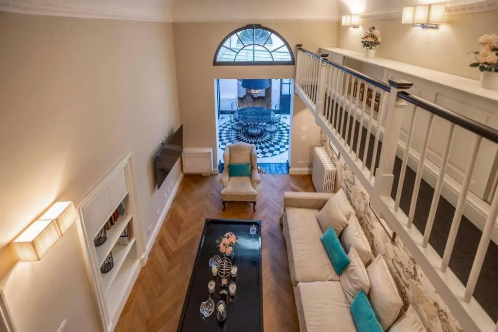Bardi Otto Apartment Florence Italy
