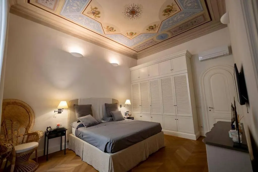 Bardi Otto Apartment Florence